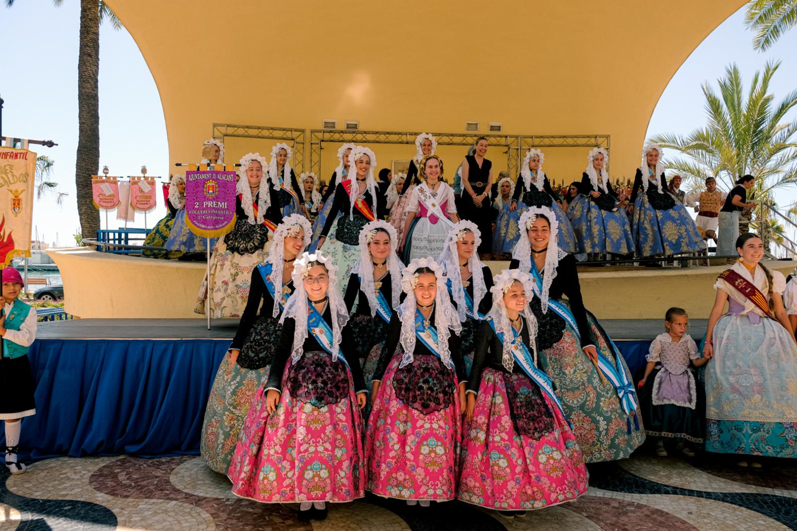 ¿Has recogido premio en las Hogueras? Búscate en las fotos (II)