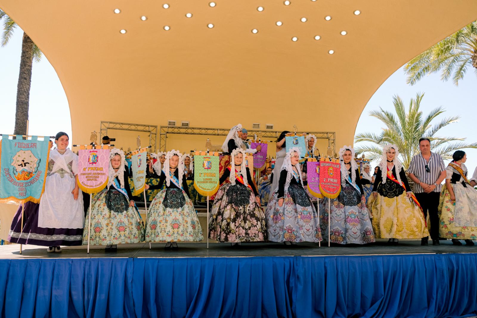 ¿Has recogido premio en las Hogueras? Búscate en las fotos (I)