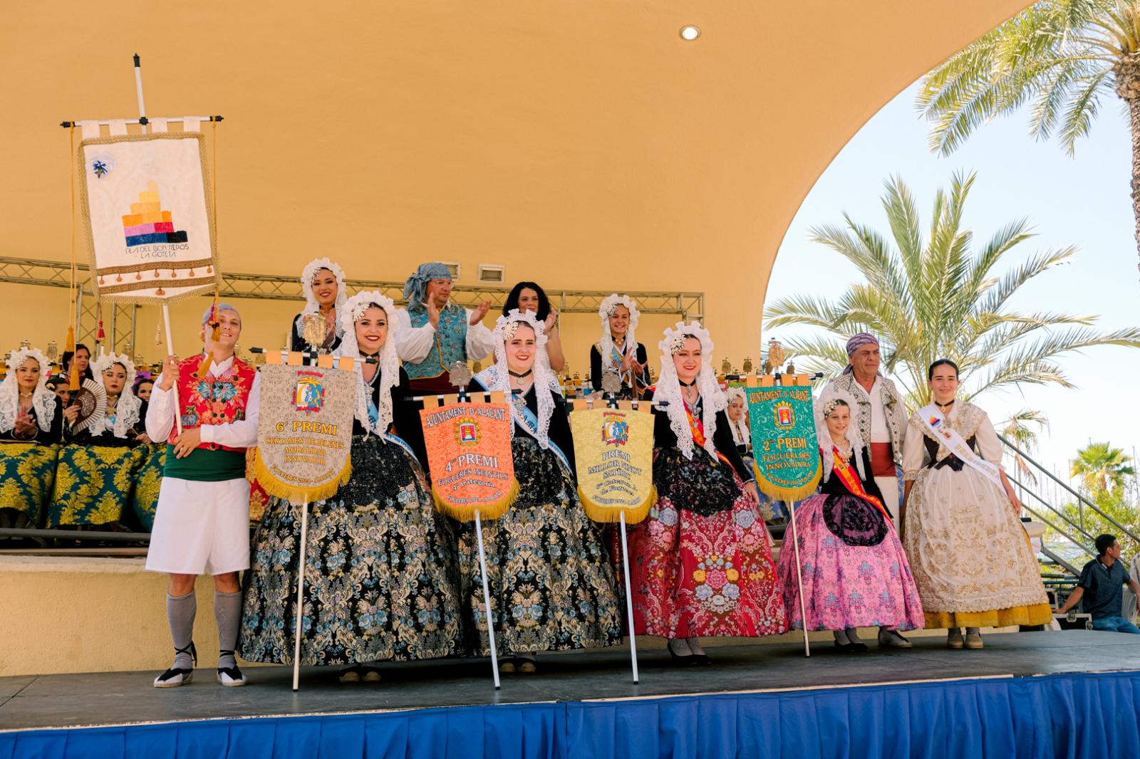 ¿Has recogido premio en las Hogueras? Búscate en las fotos (I)