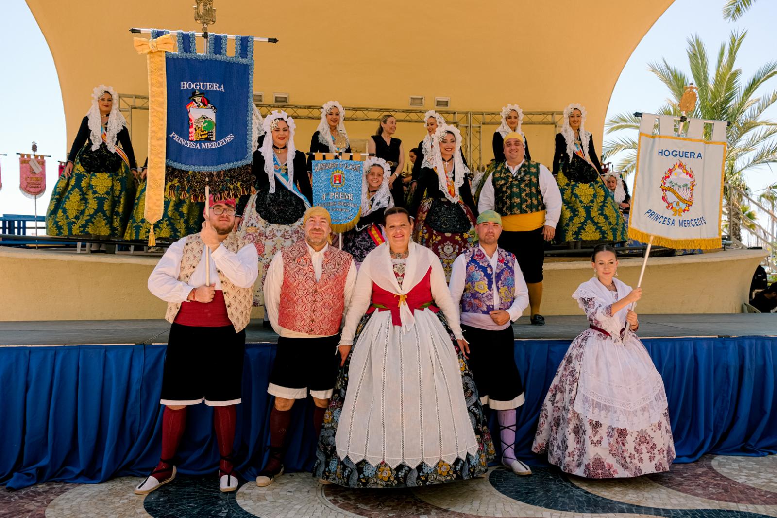 ¿Has recogido premio en las Hogueras? Búscate en las fotos (II)