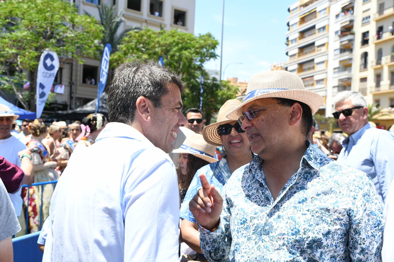 La espectácular mascletà del 23 de junio, foto a foto