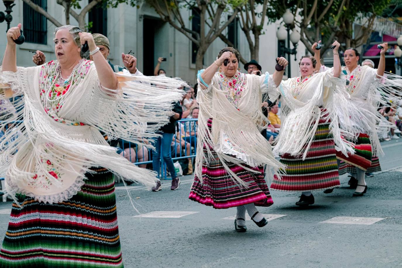 El mundo se une en torno a las Hogueras de Alicante