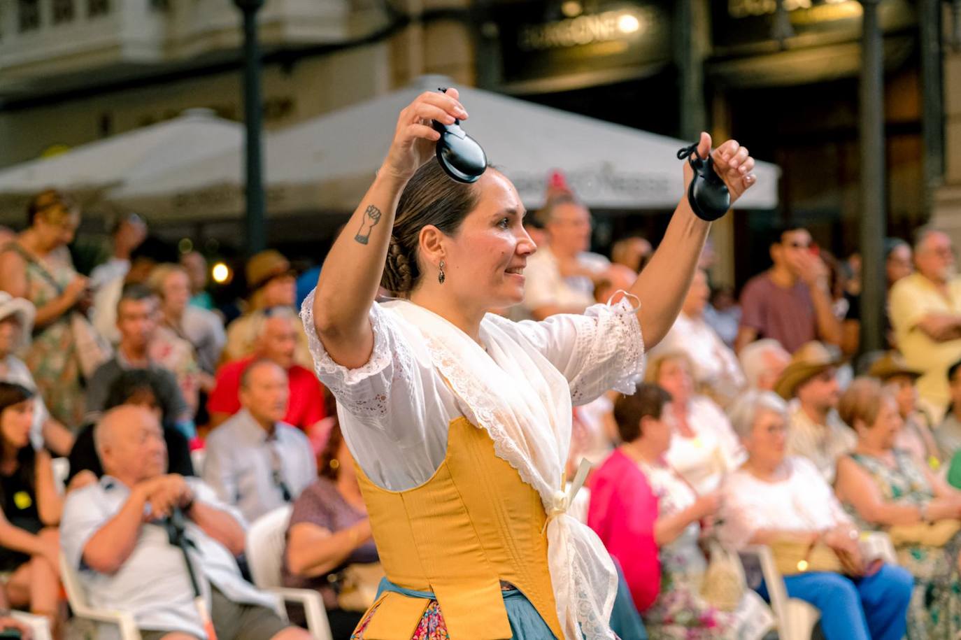 El mundo se une en torno a las Hogueras de Alicante