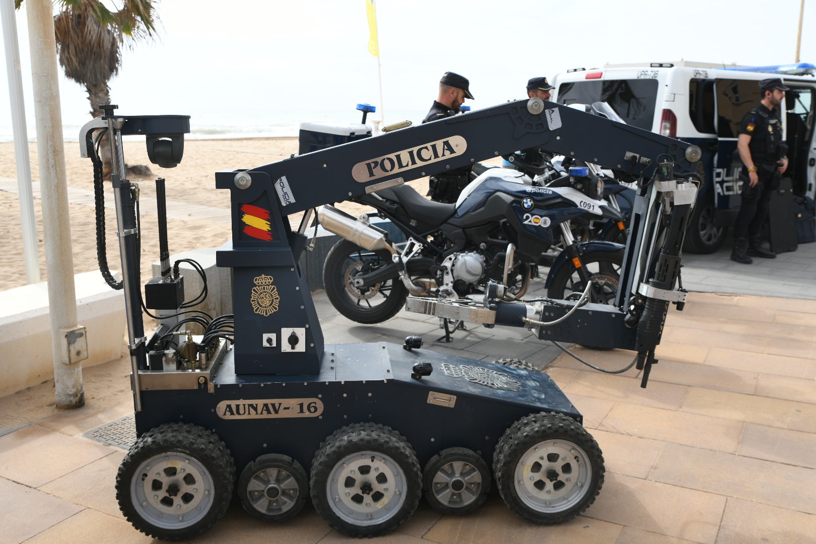 La presentación de la &#039;Operación Verano&#039; de la Policía Nacional de Alicante, en imágenes