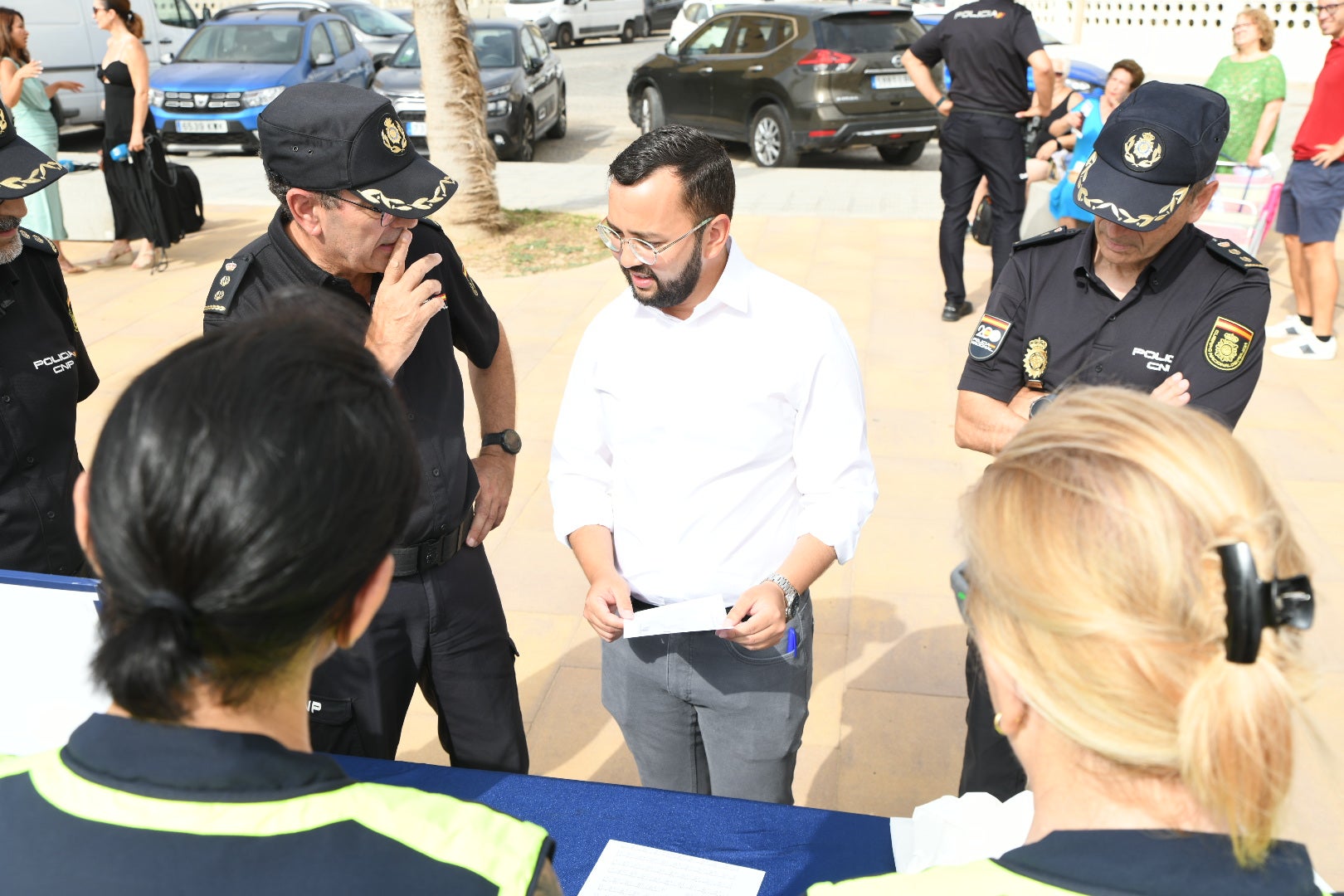 La presentación de la &#039;Operación Verano&#039; de la Policía Nacional de Alicante, en imágenes