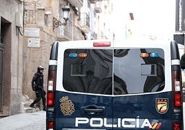 Imagen de archivo de una furgoneta de la UPR de la Policía Nacional de Alicante.