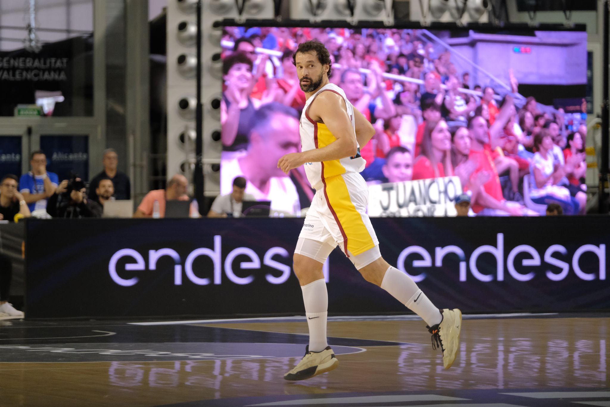 84-74. España vence a la República Dominicana y se prepara para el Preolímpico