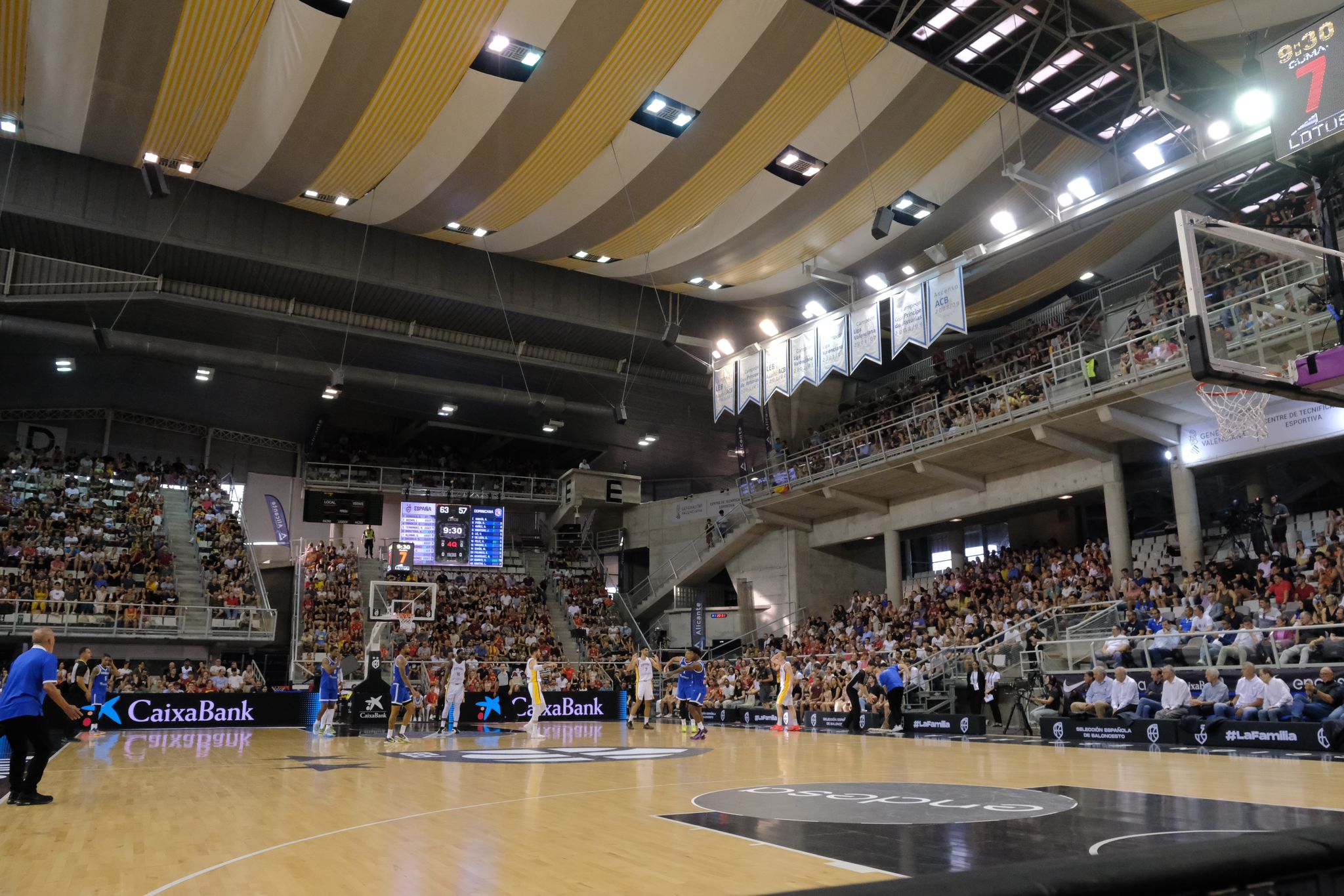 84-74. España vence a la República Dominicana y se prepara para el Preolímpico