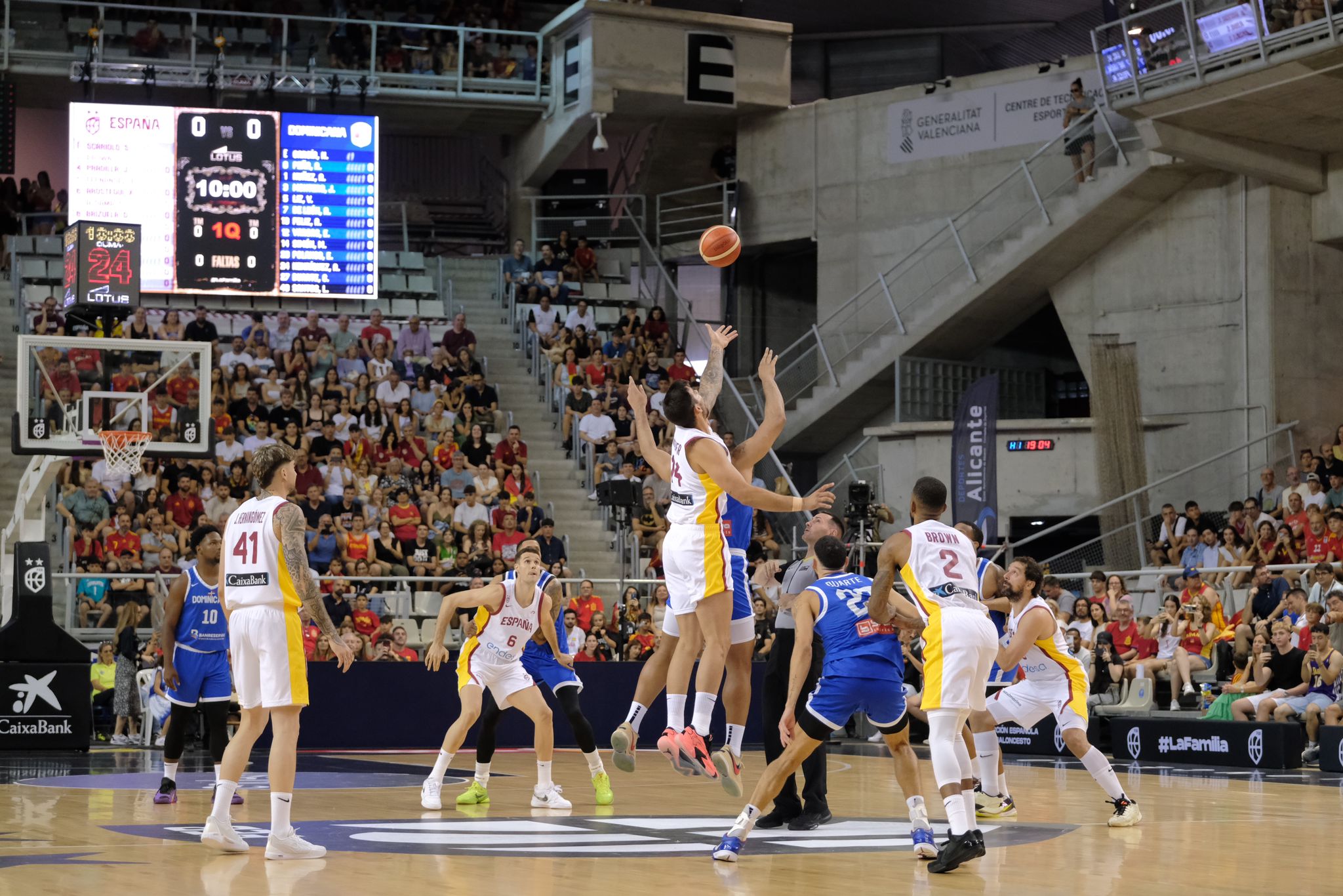 84-74. España vence a la República Dominicana y se prepara para el Preolímpico