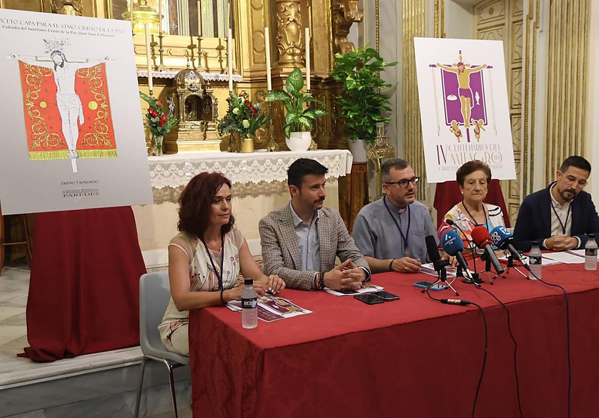 Presentación de los actos del IV Centenario del Milagro de los Panes y los Peces del Santísimo Cristo de la Paz.