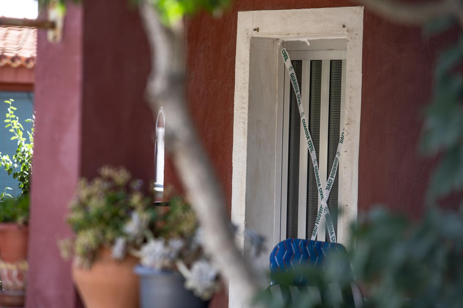 La vivienda de Villena donde se han hallado los dos cadáveres.