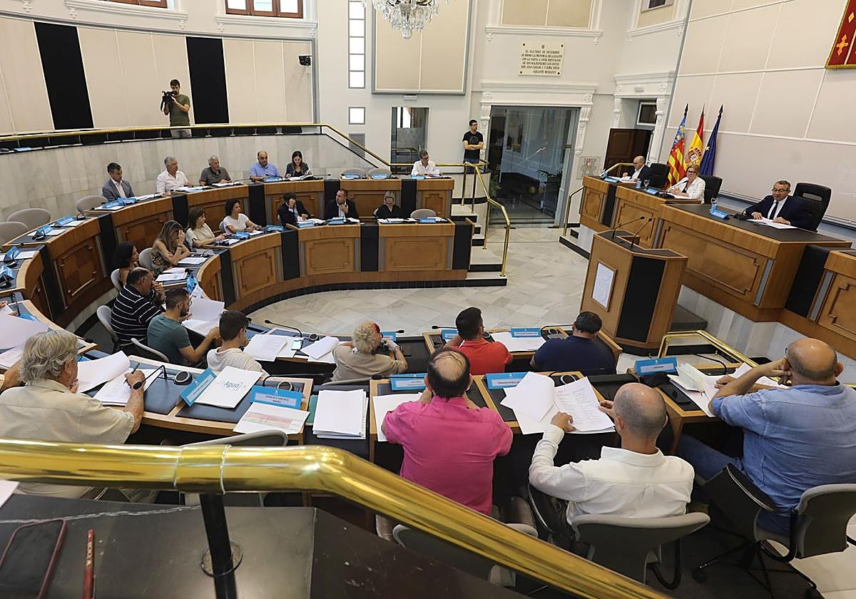 Reunión de la Mesa Provincial del Agua celebrada este lunes en la Diputación.