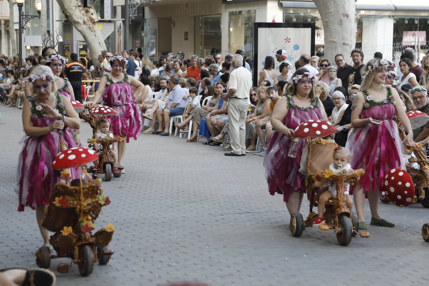 Así ha sido el desfile de Carrozas 2024 de Dénia