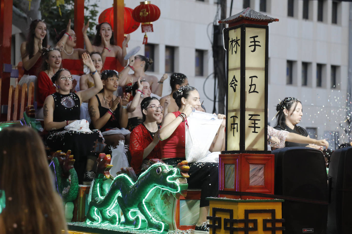 Así ha sido el desfile de Carrozas 2024 de Dénia