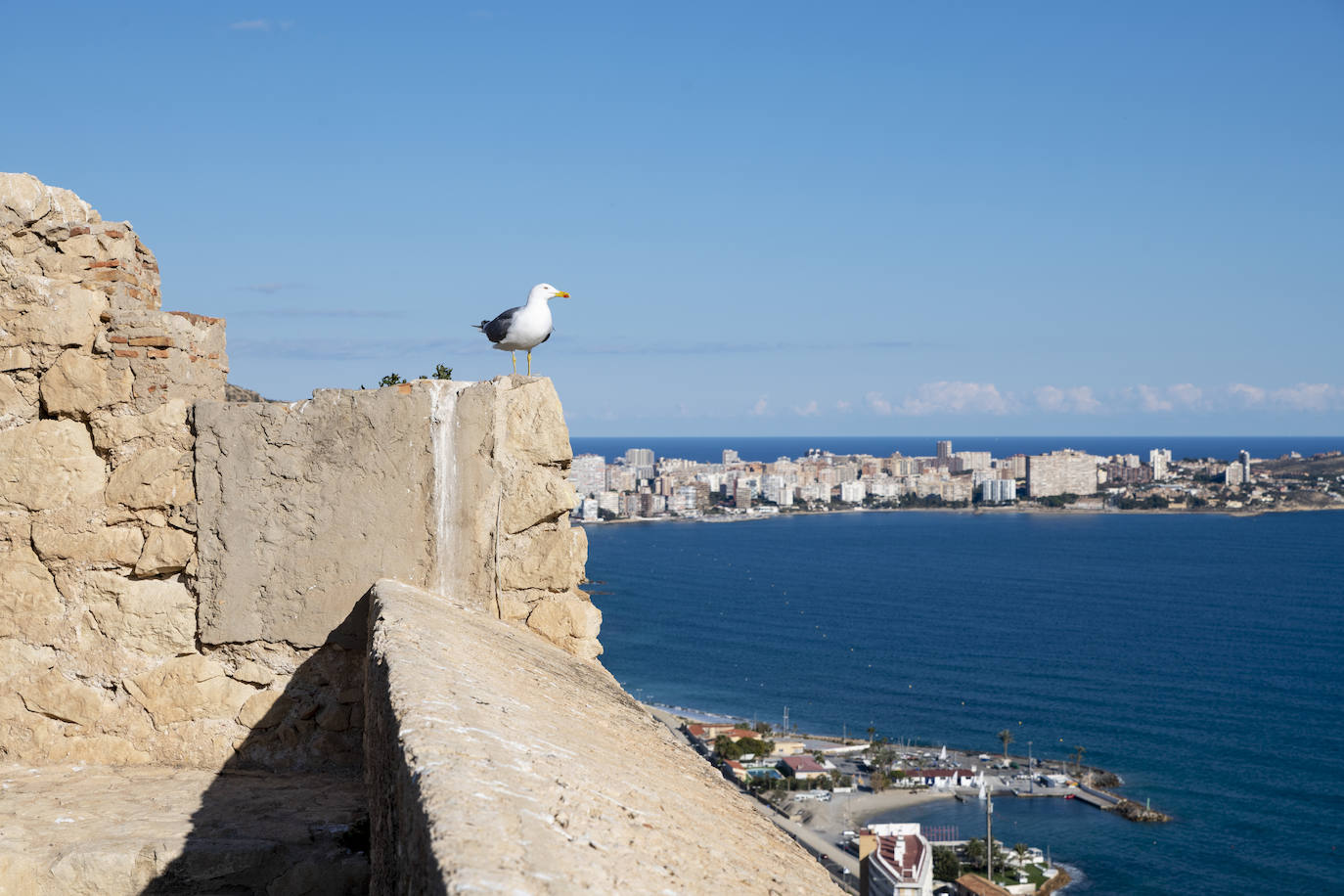 Cielo de Alicante desde el Castillo de Santa Bárbara.