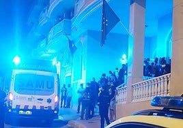 Intervención policial durante uno de los episodios violentos en Guardamar del Segura.