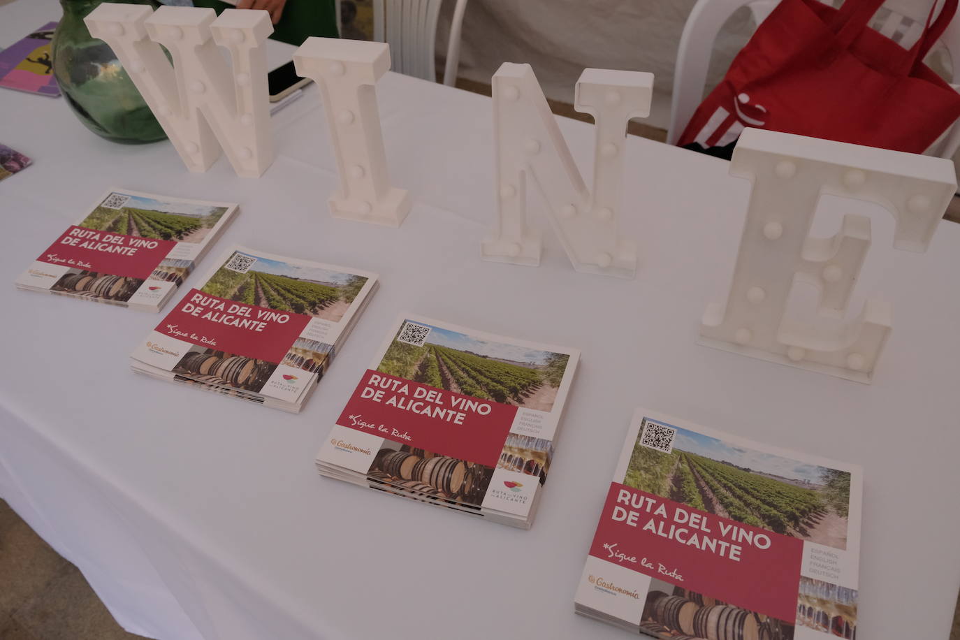 La IV Feria del Tomate de Muchamiel llena el municipio de sabor