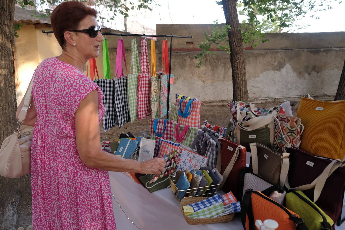 La IV Feria del Tomate de Muchamiel llena el municipio de sabor