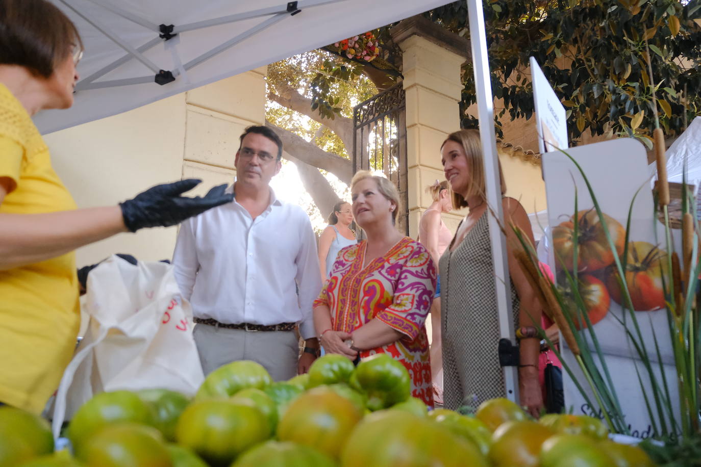 La IV Feria del Tomate de Muchamiel llena el municipio de sabor