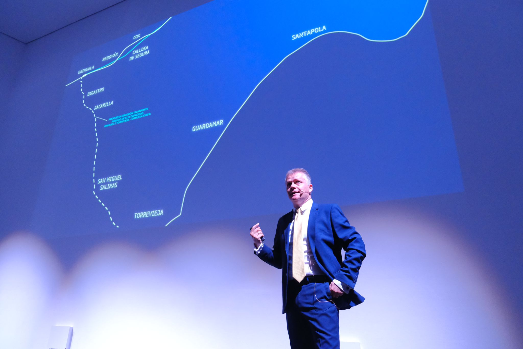 Fotos de la presentación del estudio &#039;Alicante en línea para conectarlo todo&#039;