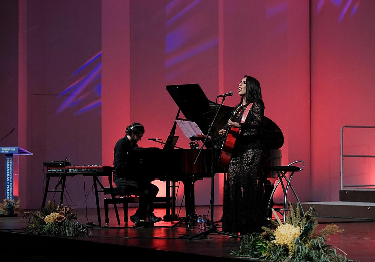 Ruth Lorenzo en el Certamen de Habaneras.