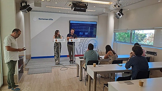 Presentación Barraca joven de Elche.