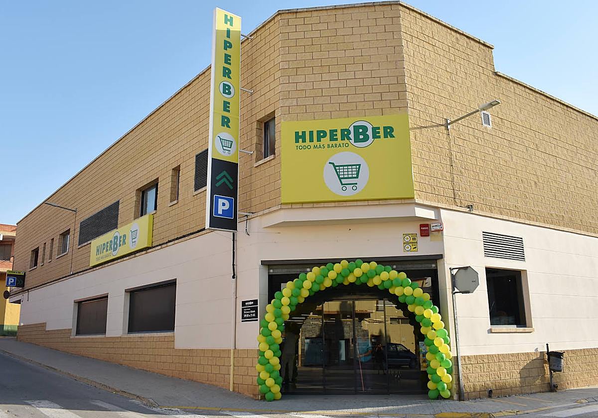 Primer supermercado de Hiperber en Castilla La Mancha, en Caudete.