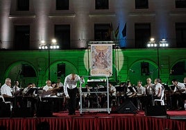 Alborada de la Virgen del Remedio, patrona de Alicante.