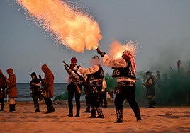 Desembarco moro en la playa del Postiguet.