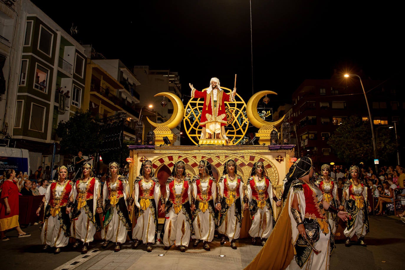 El Rey Moro de La Vila deslumbra en su entrada