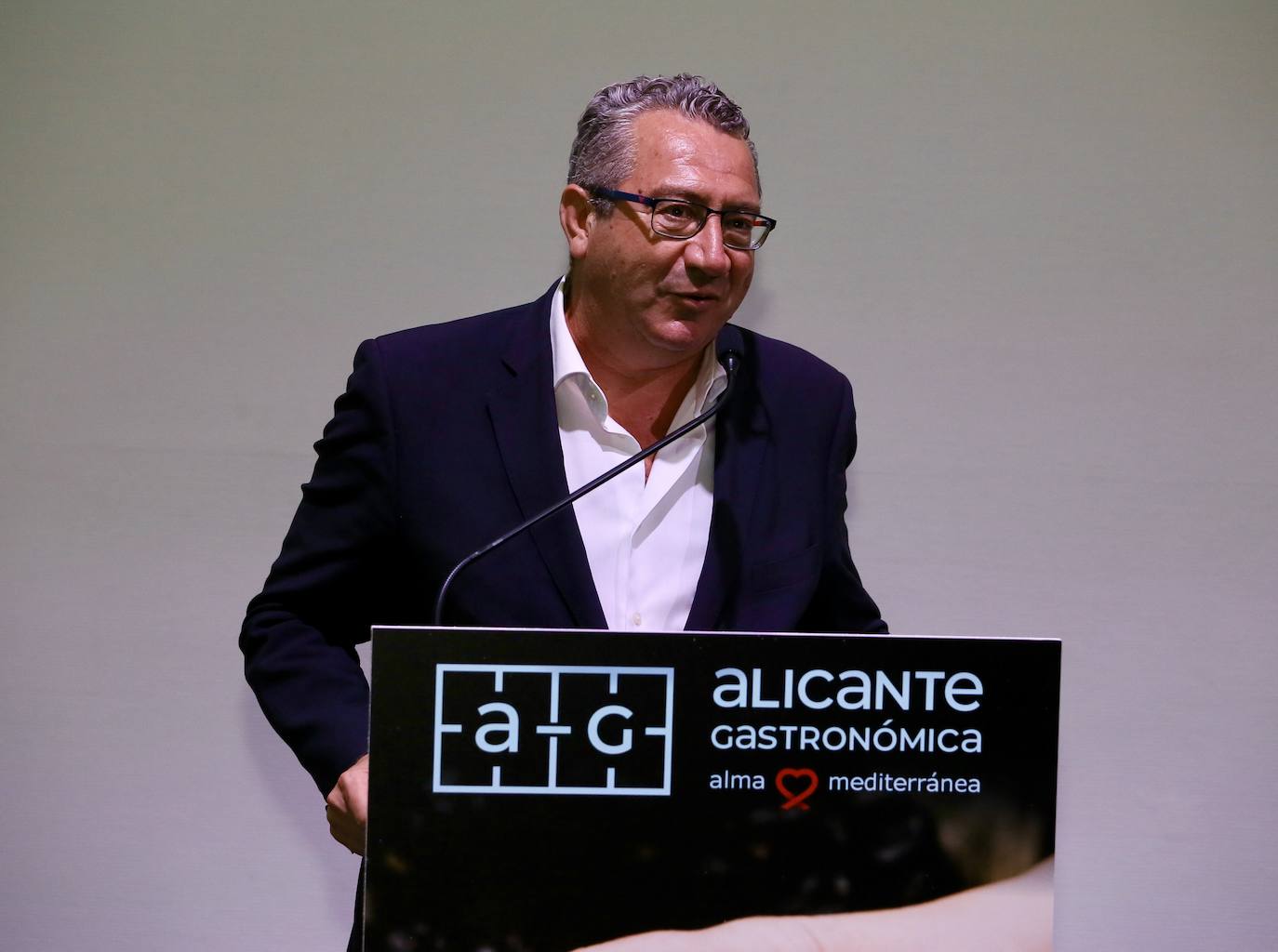 Toni Pérez en la presentación de Alicante Gastronómica.