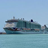 Doble escala para cerrar un julio de cruceros en Alicante y una semana con 13.000 pasajeros