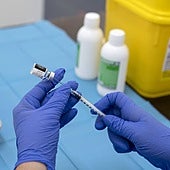 Sanidad unificará el calendario vacunal para niños y adultos