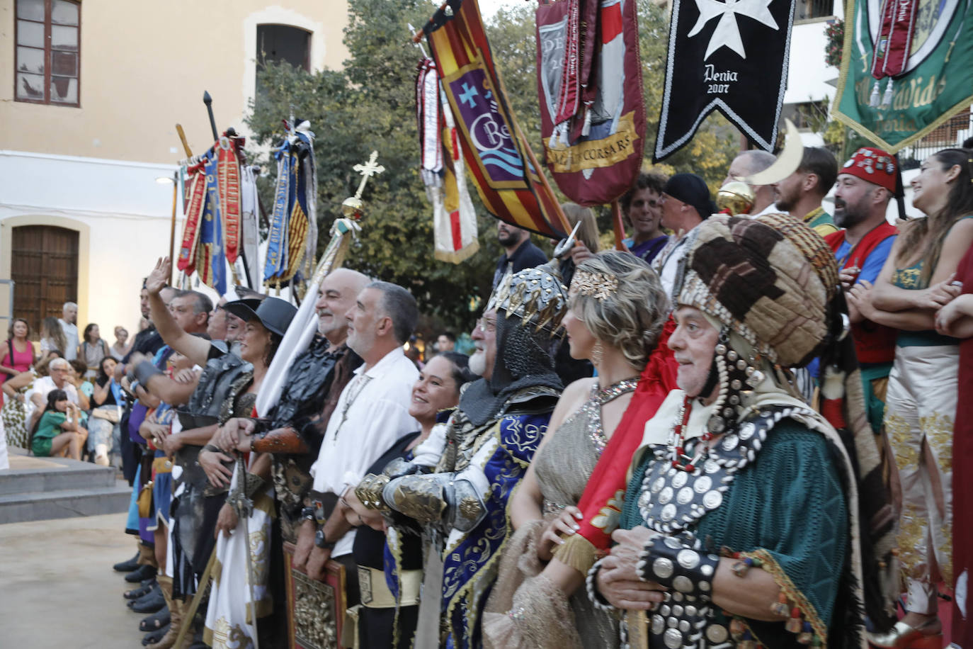 Dénia da la bienvenida a los Moros y Cristianos 2024 con el pregón