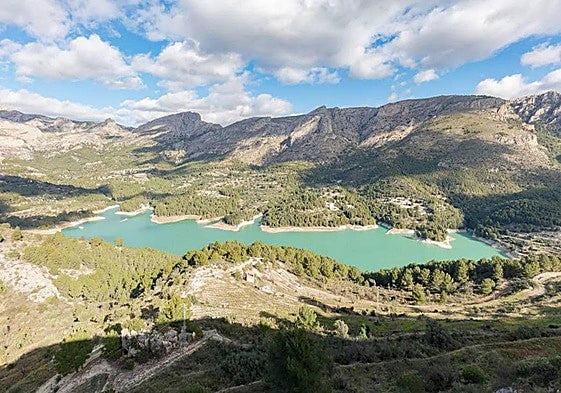 Pantano de Guadalest.