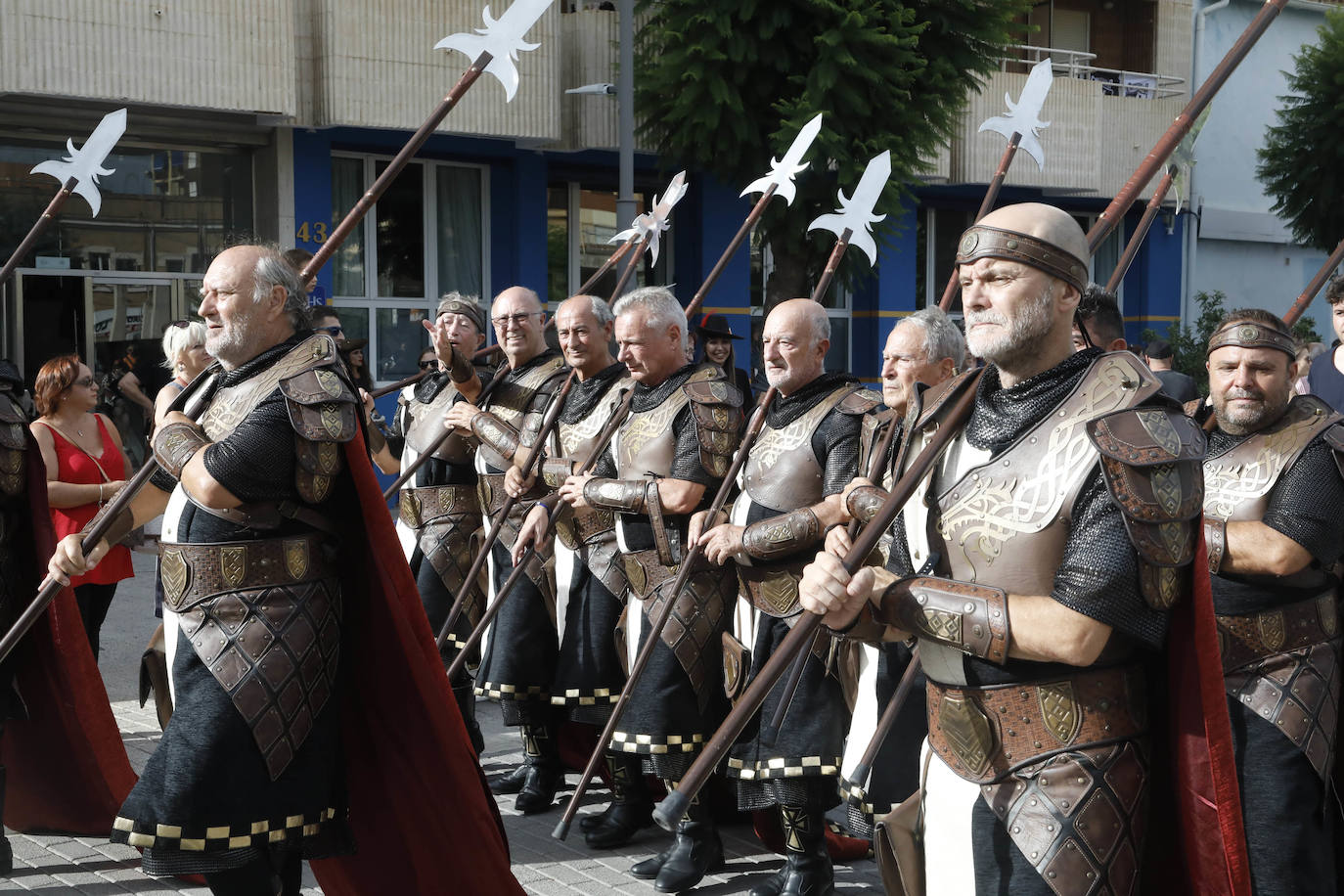 Así ha sido el Desfile de Gala y el Castillo de Fuegos de Dénia