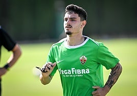 El Canario Álvarez, en su primer entrenamiento como franjiverde.