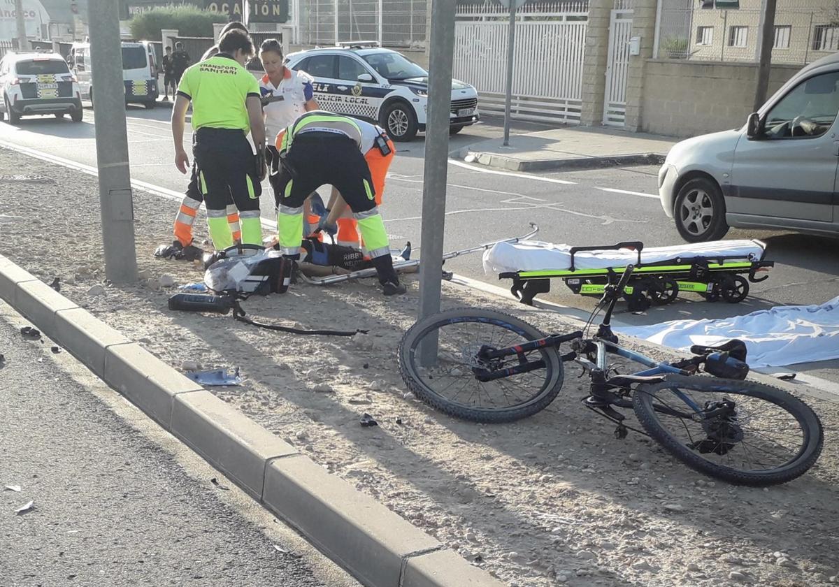 Interceptan a un conductor que se dio a la fuga tras arrollar a un ciclista en Elche