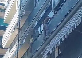 Rescate milagroso en Alicante: un niño trepa por la barandilla de su balcón y un vecino se juega la vida para salvarlo