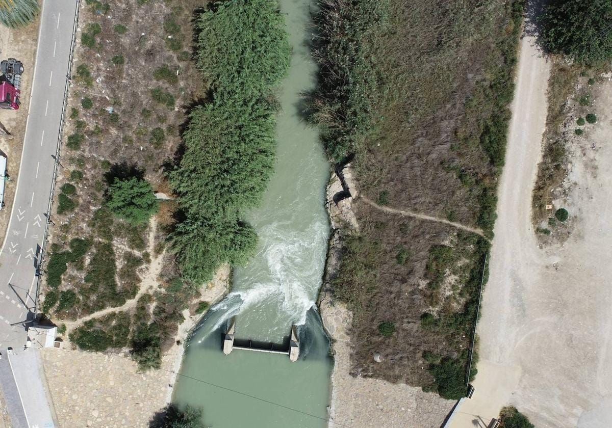 Vista aérea del Azud, en el río Segura.