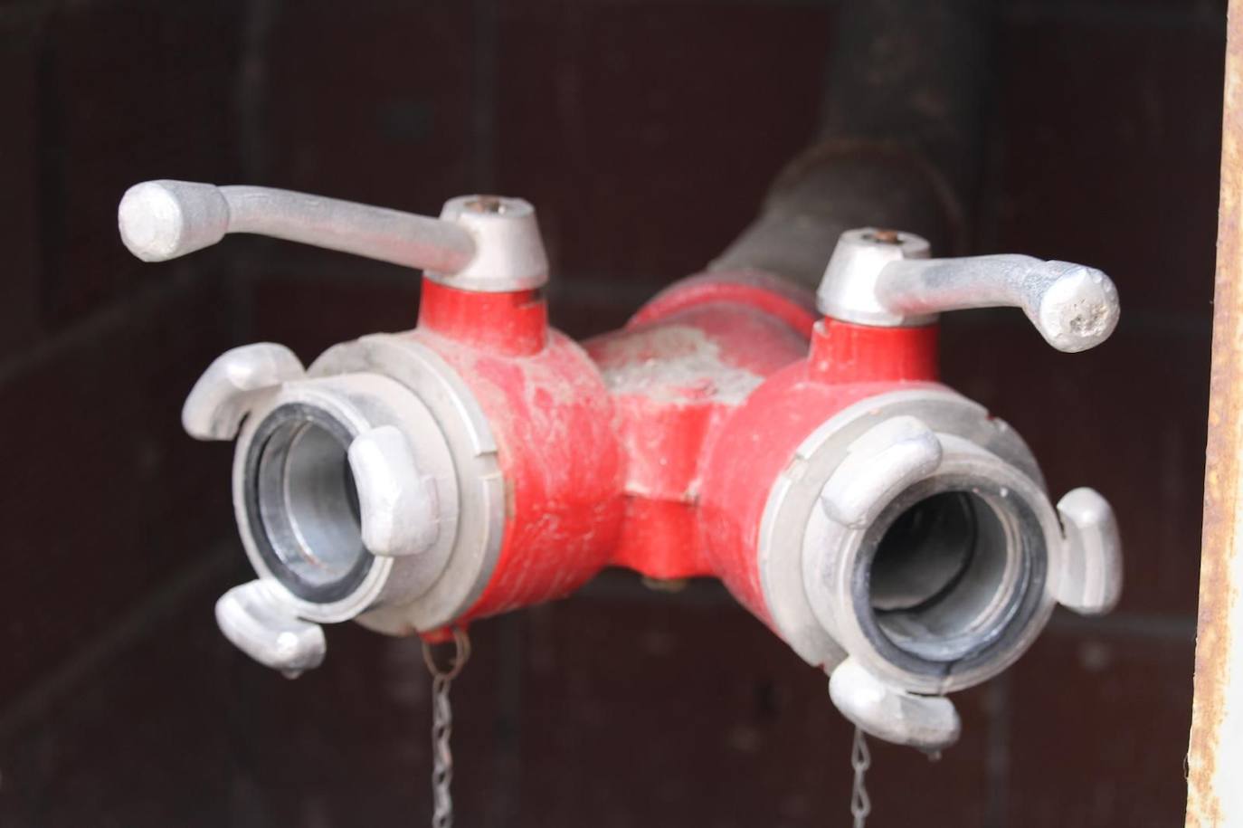 Inspecciones técnicas de las &#039;columnas secas&#039; antiincendios en El Campello