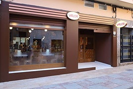 Fachada de la chocolatería.