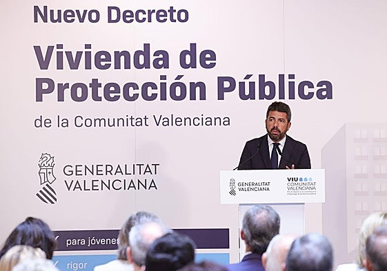 El presidente de la Generalitat, Carlos Mazón, en la presentación del nuevo decreto de VPP.