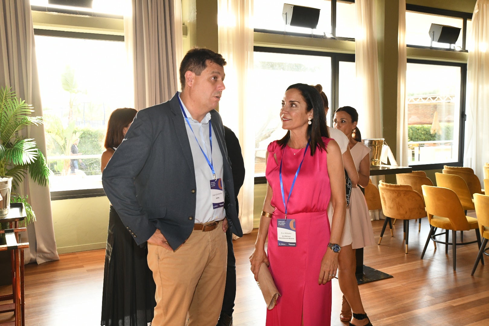 Eva Toledo, reelegida presidenta de El Círculo-Directivos de Alicante