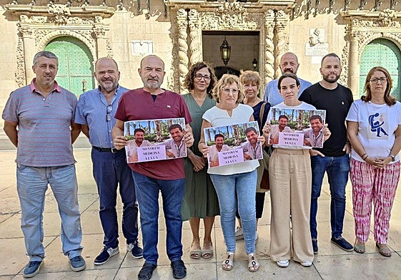 Concejales de la oposición, en la presentación de la declaración institucional a favor de Medicina en la UA.