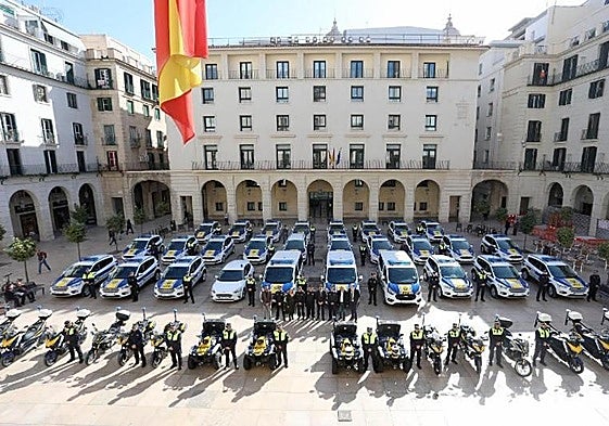 Flota de vehículos de la Policía Local de Alicante.