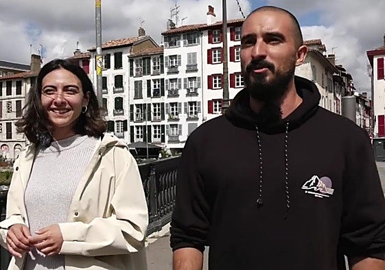 Claudia y Abel en el programa de À Punt, 'Valencians al món'.