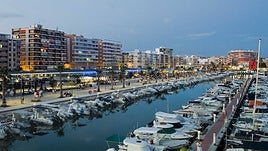Imagen del puerto de Santa Pola.