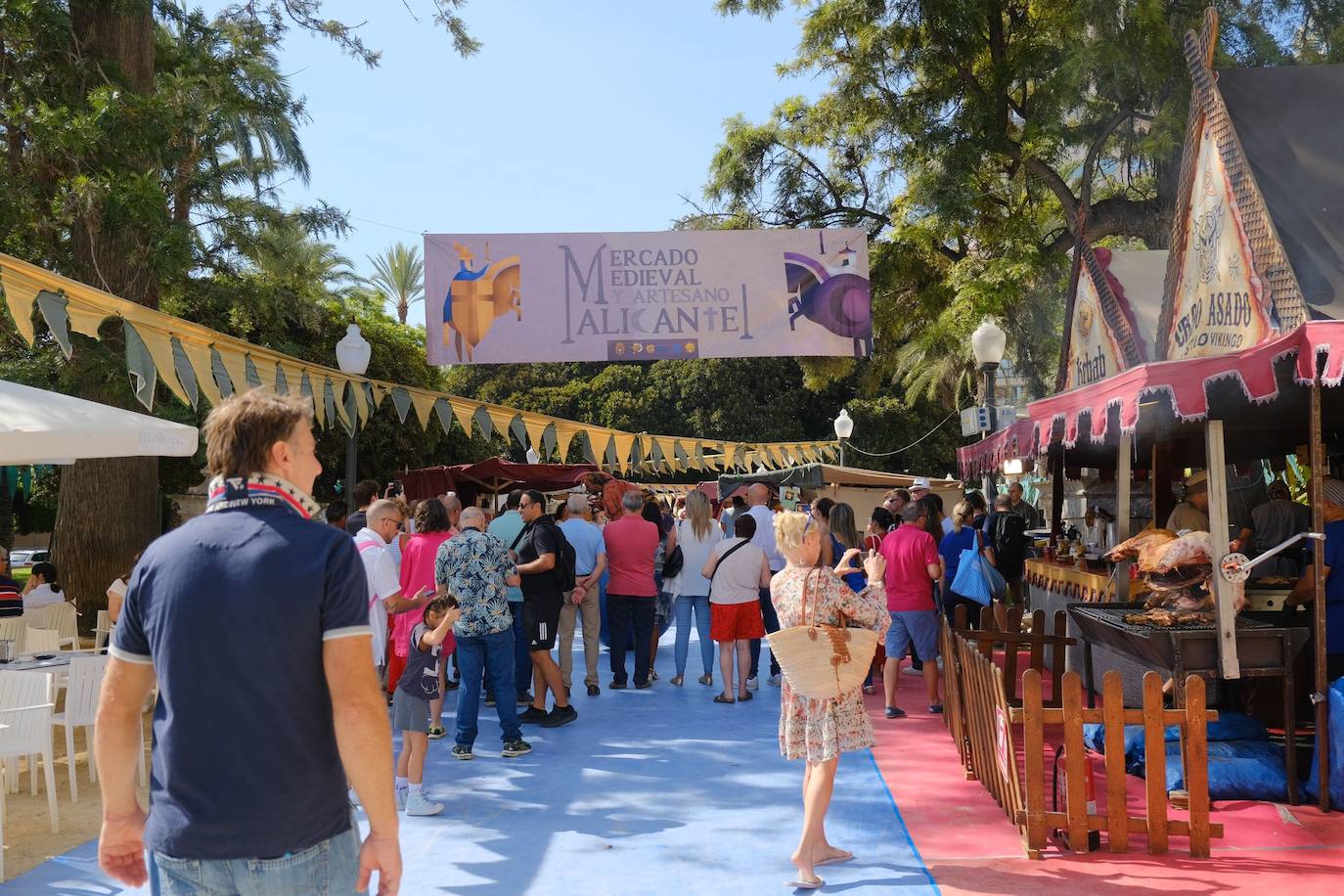 Las calles de Alicante se llenan con un sinfín de actividades