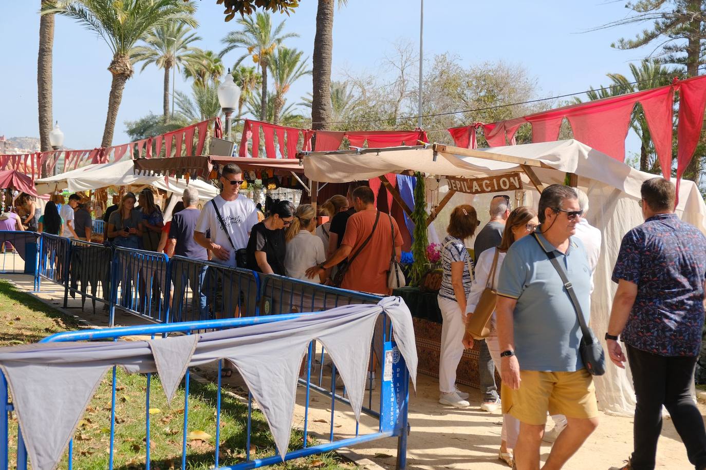 Las calles de Alicante se llenan con un sinfín de actividades